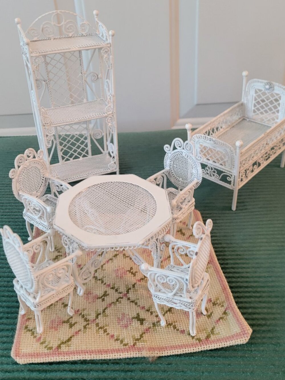 Dollhouse Furniture